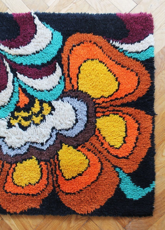 Image 1 of 1970s German Wool Rug with Pop-Art Floral Pattern