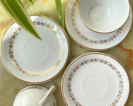Vintage Gilded White Porcelain Tea/Coffee Set, Moulin des Loups, MADRID Model – Crockery (photo 6 of 14)