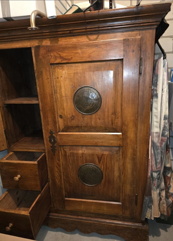 Image 1 of Antiker Eichenholz-Brotschrank