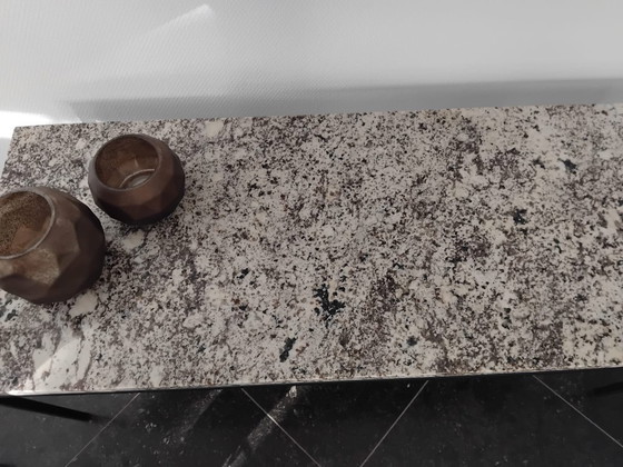 Image 1 of salon tafel