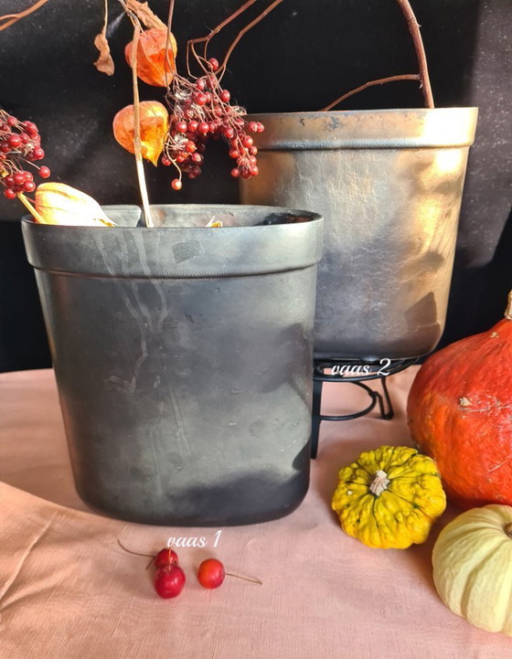 Image 1 of Ecri Living- Masters of Clay – handmade vase no. 01- oval.