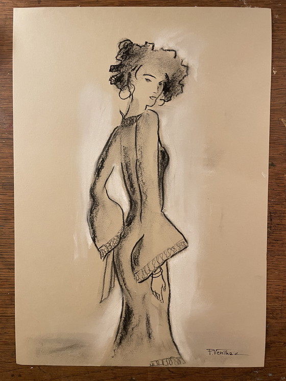 Image 1 of Retrato femenino en blanco pastel y carboncillo, pintura "Moda" firmada