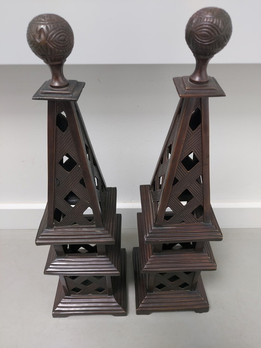2 Pieces of Metal Obelisk