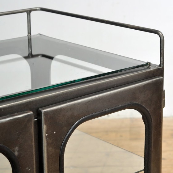 Image 1 of Armoire d'hôpital vintage, années 1970