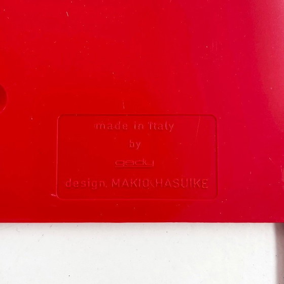 Image 1 of Appendiabiti rosso di Makio Hasuike per Gedy, anni '70