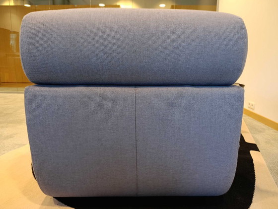 Image 1 of Tylko Sessel mit tiefem Armlehnenbezug aus blauer Wolle