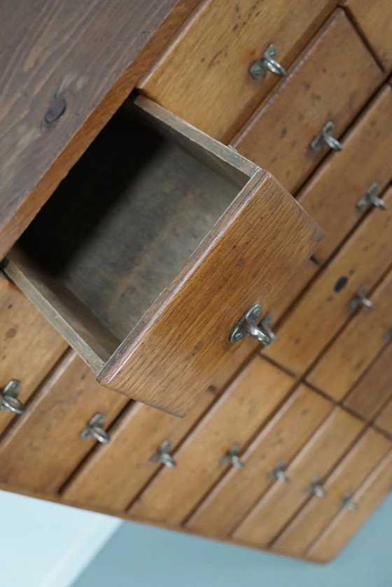 Image 1 of Vintage Duitse grenen en eiken apothekerskast, jaren 1950