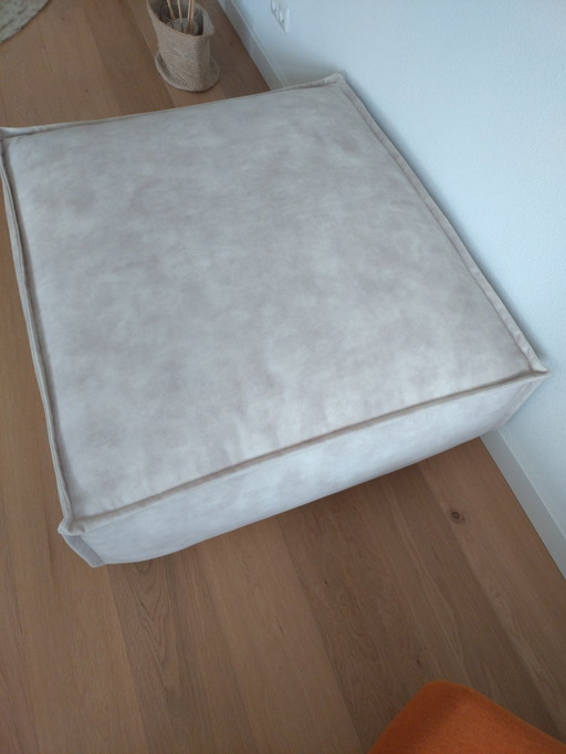 Hocker, footstool