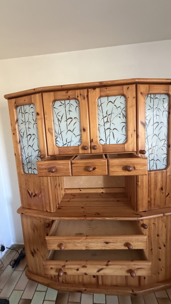 Image 1 of Vintage Vitrinekast €180 (prijs bespreekbaar)