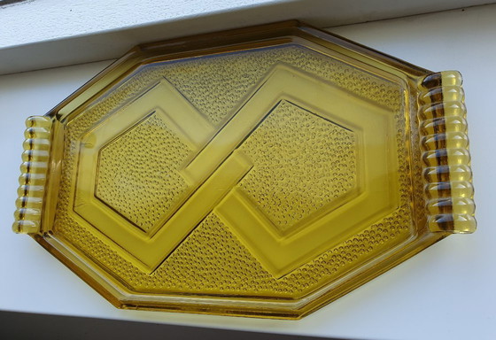 Image 1 of Bandeja de vidrio prensado Art Déco