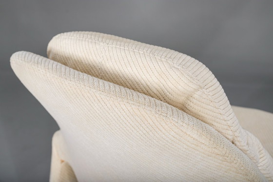 Image 1 of  Chaises et ottomans P60 par Vittorio Introini pour Saporiti, 1960, ensemble de 4