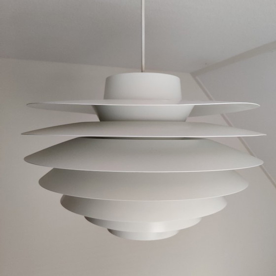 Image 1 of great white pendant lamp by Sven Middelboe Verona 485