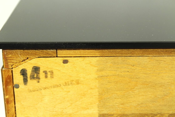 Image 1 of Par de mesitas de noche, década de 1960