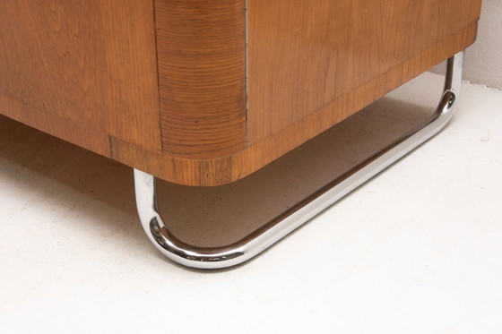 Image 1 of Kledingkast, Vichr & spol., jaren 1930, Tsjechoslowakije