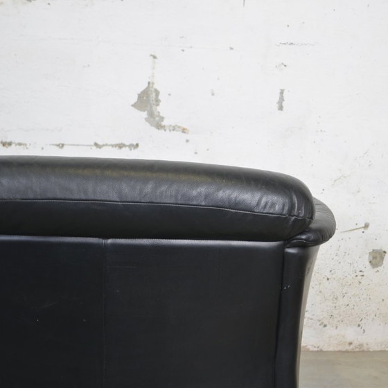 Image 1 of Divano in pelle a 2 posti