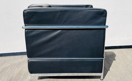 Image 1 of Paar Le Corbusier LC2-stijl fauteuils. Vintage