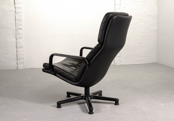 Nederlandse design draaibare loungestoel van zwart leer, F-serie, ontworpen door Geoffrey Harcourt voor (photo 6 of 13)