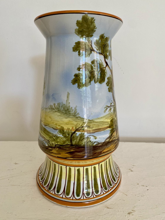 Image 1 of Vase ancien peint à la main