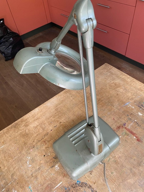 Image 1 of Dazor floating fixture USA