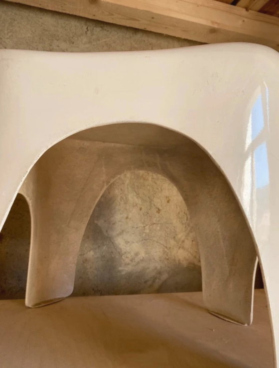 Fiberglass Seat 60s – Stools, Polyester (photo 8 of 9)