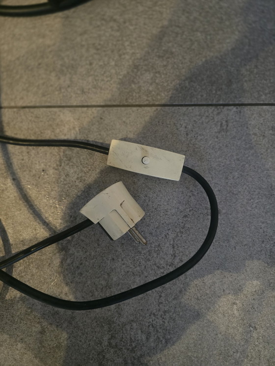 Image 1 of Lampada da tavolo iconica Space Age degli anni '70: fungo opalino e spirale cromata