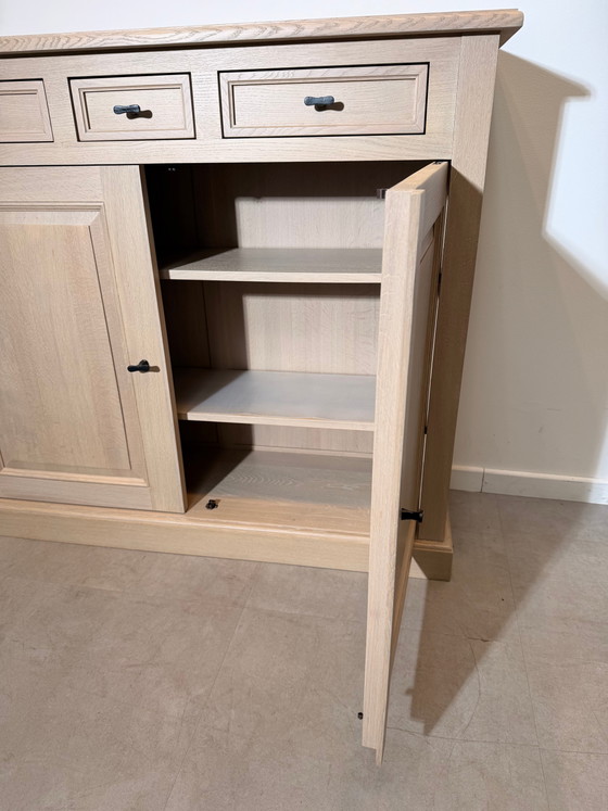 RR Interiors Oak Sideboard (photo 3 of 4)