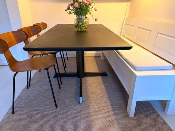 Image 1 of Tavolo da pranzo Dyyk in rovere nero, come nuovo.