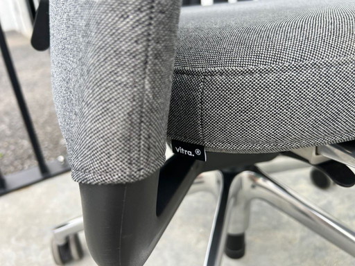 Vitra ID trim L bureaustoel