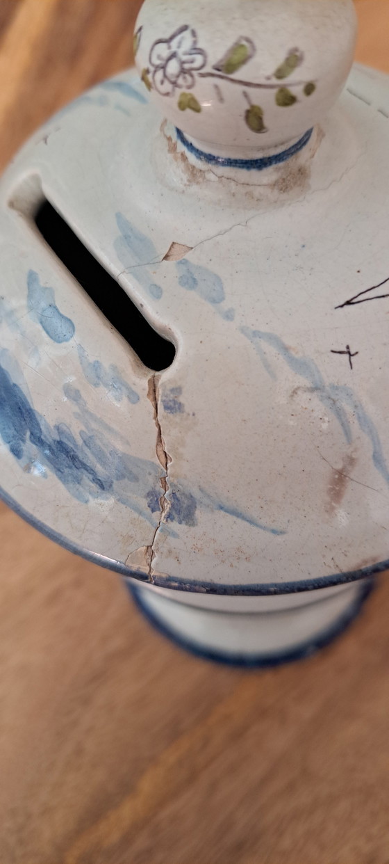 Image 1 of Salvadanaio