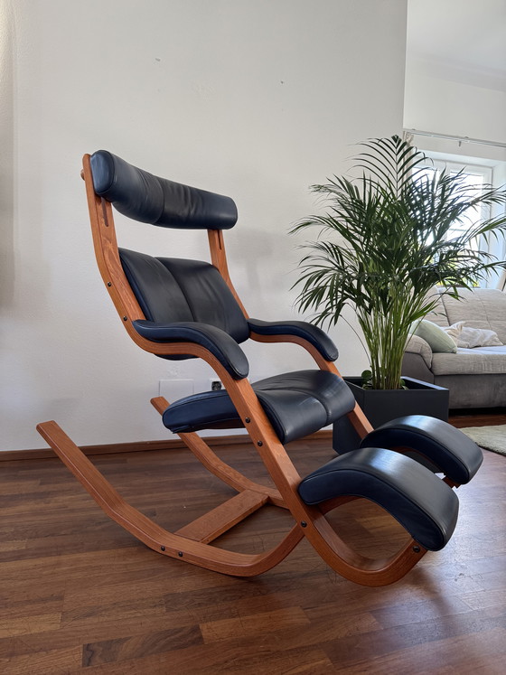 Image 1 of Stokke Gravity relaxstoel van Peter Opsvik - leer