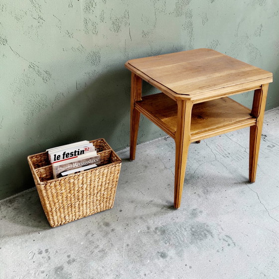 Image 1 of Bijzettafel of salontafel uit de jaren 1940 - Massief eikenhout