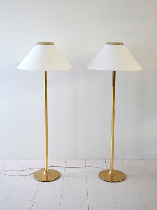 Paar Scandinavische messing vloerlampen