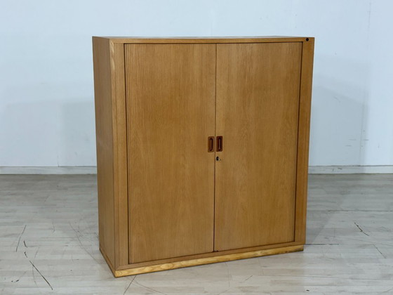 Image 1 of Dänischer Rolladenschrank / Wäscheschrank / Wohnzimmerschrank / Holz Schrank
