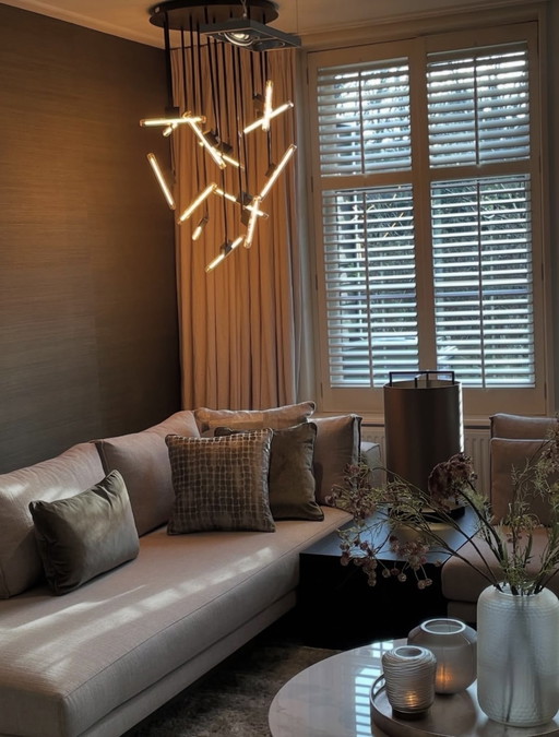 INFÉRIEUR D'ADJE - VERSAILLES