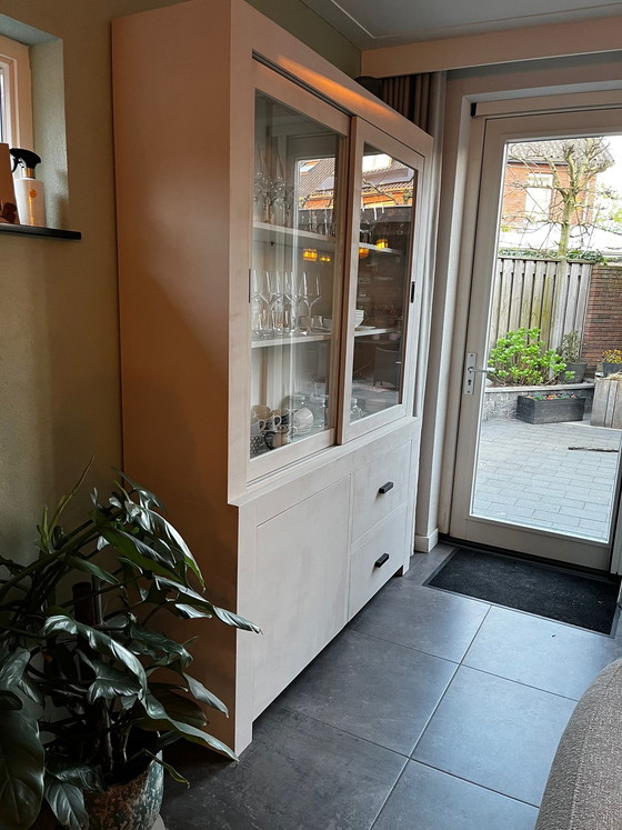 Image 1 of Vitrine élégante