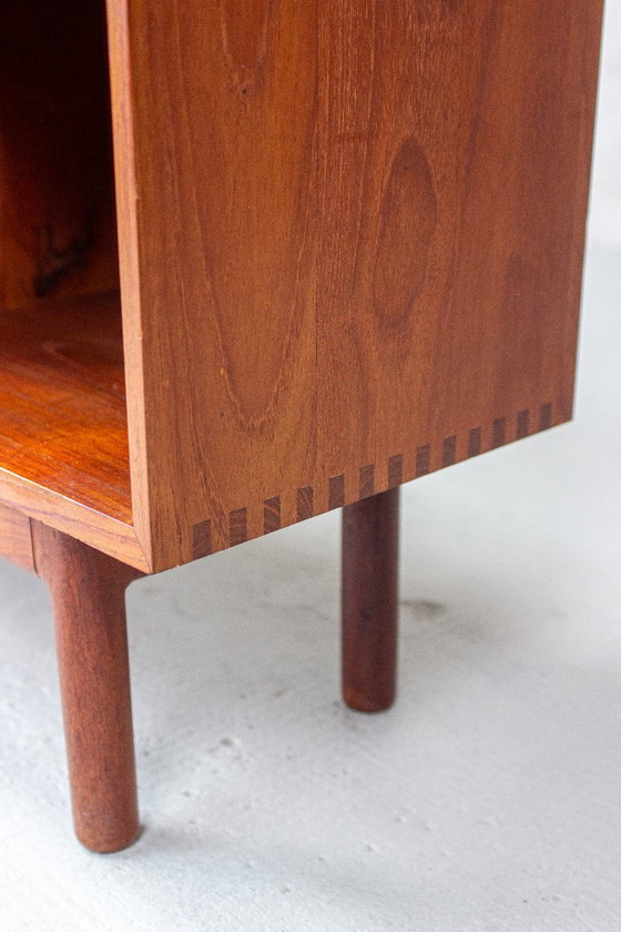 Bibliothèque, commode et buffet Peter Hvidt, style vintage, en teck massif – Wood (photo 5 of 21)