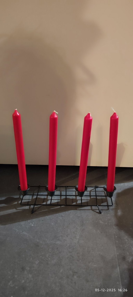 Vintage Tomado Kerzenständer aus schwarzem Metall