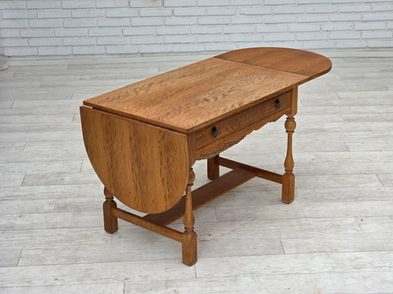 Image 1 of Años 70, mesa de centro danesa plegable, madera de roble, ratán, estado original.