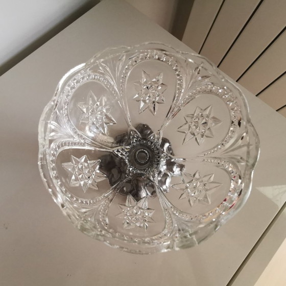 Image 1 of Antike Bonboniere aus geschliffenem Kristall