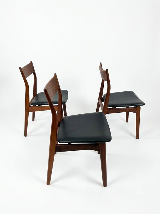 Image 1 of Lot de 3 chaises danoises H.P Hansen 