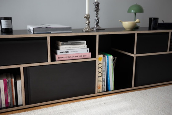 Tylko Credenza / Mobile contenitore basso — Original Classic, Compensato nero, 220 cm – Credenze, Legno (photo 3 of 9)