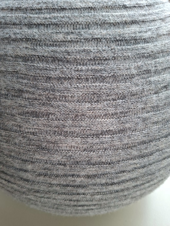 Image 1 of Montis Beanie poef