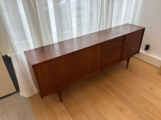 Vintage teak sideboard – sleek XL dresser, 208 cm – Wood (photo 5 of 12)