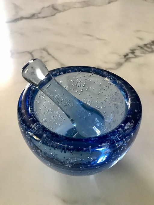 Bubble glass mortar and pestle