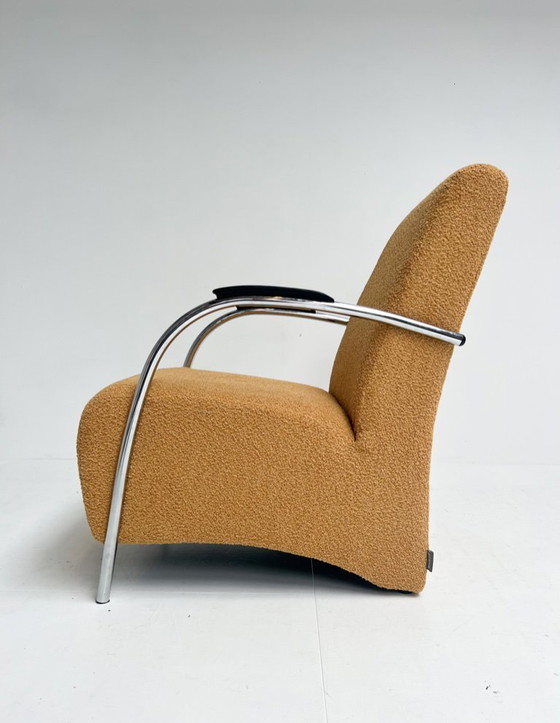 Image 1 of Poltrona Woood Halifax appena rivestita in tessuto teddy