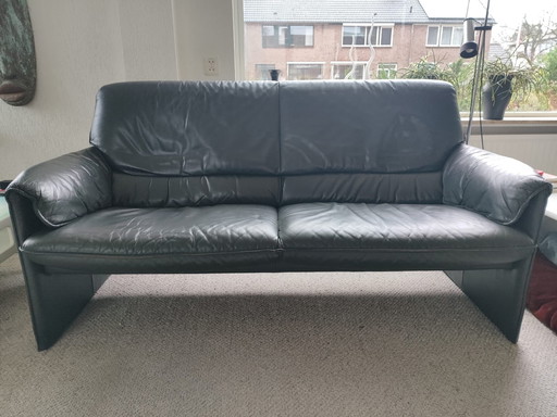 Two and three-seater sofa with free footstool