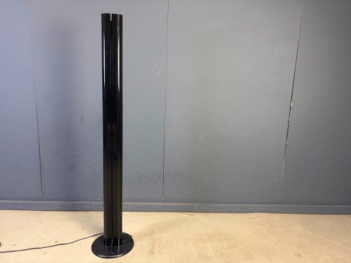 Lámpara de pie Megaron vintage de Artemide, década de 1970. – vloerlampen, Metal, Plastic