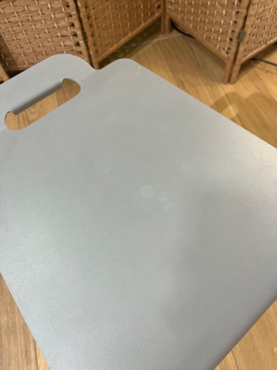 Image 1 of Design on Stock T-Tray Bijzettafel Grijs Design