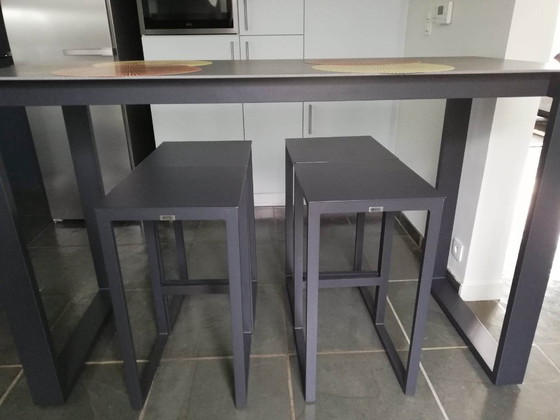 Image 1 of Tavolo da giardino Verato con piano in ceramica massiccia + 4 sgabelli da bar Verato