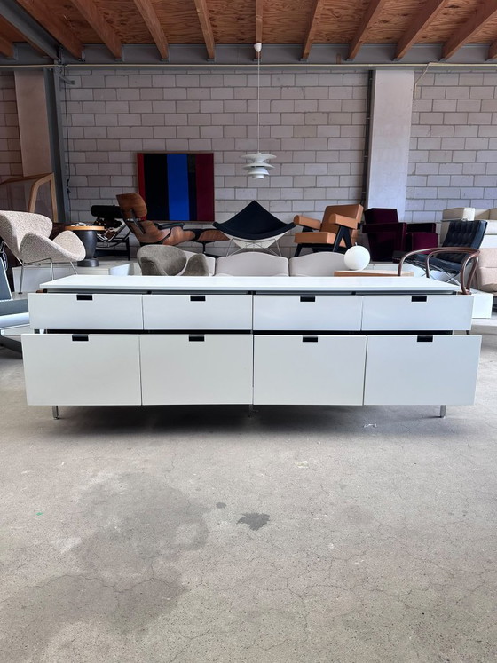 Buffet bas Knoll International No. 2544, Florence Knoll – Métal, Bois (photo 2 of 5)